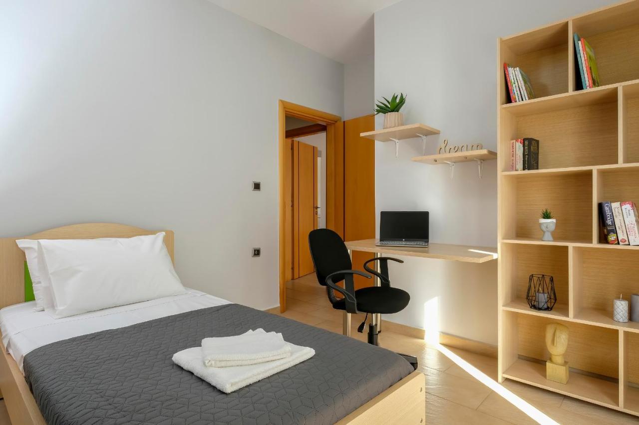 Bay View Apartment Chania  Buitenkant foto